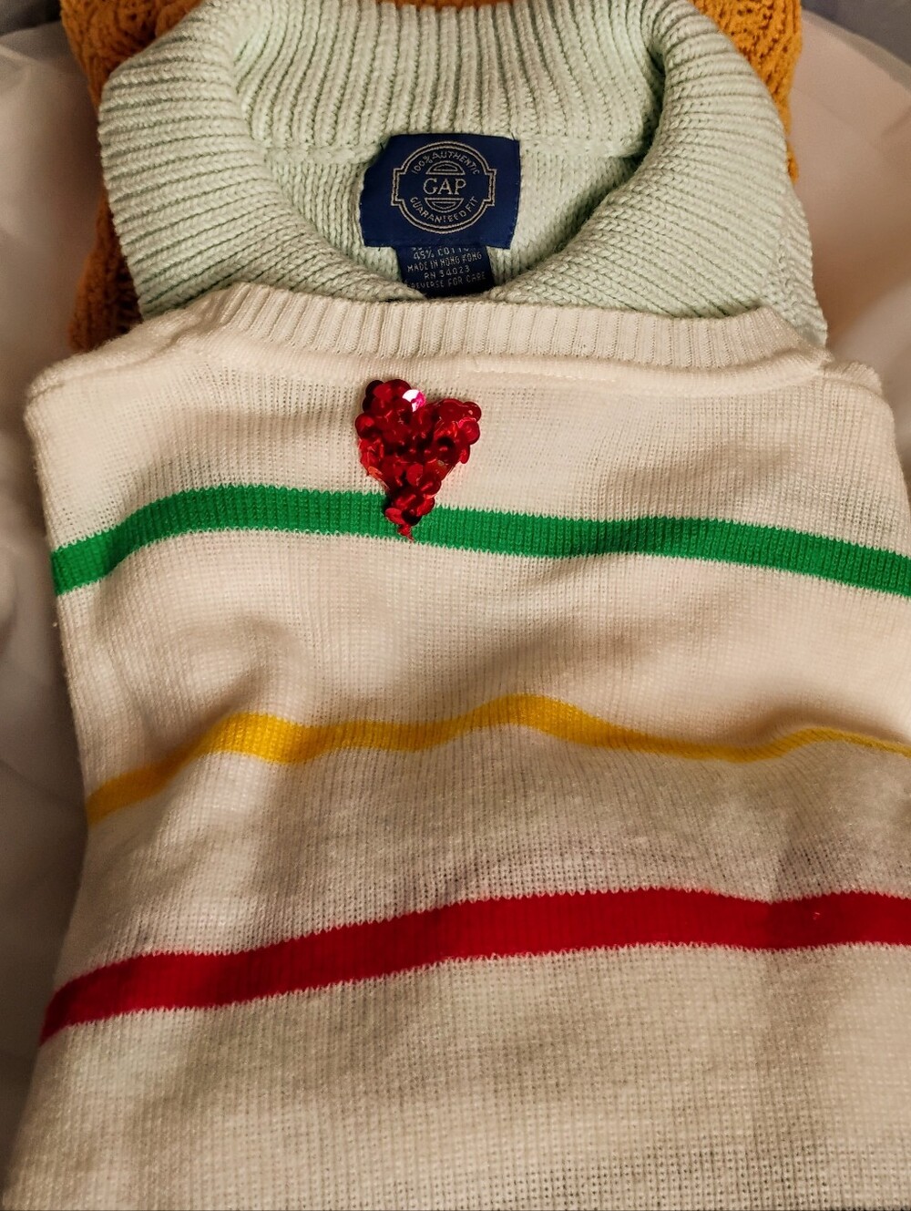 3 Sweater Bundle/One Low Price/GAP,AE,VINTAGE/Soft:Cozy/All Size MEDIUM/Rare